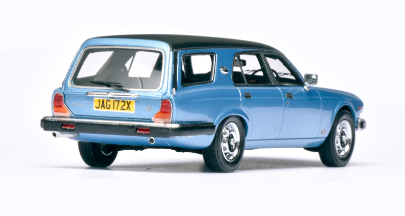 143 Matrix Jaguar XJ SIII Estate Ladbroke-Avon (1980) achter 2