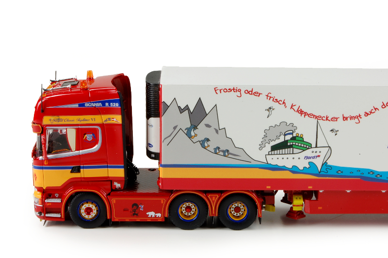 150 Tekno Scania R520 Topline Streamline Klappenecker detail