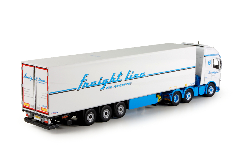 150 Tekno Volvo FH04 500 Globetrotter XL Freightline achter