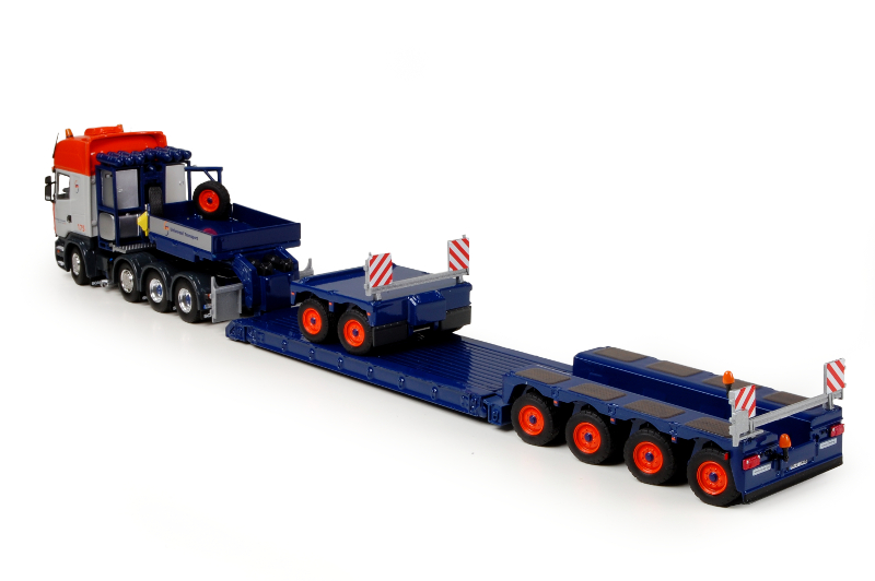 150 Tekno Scania R680 Topline Streamline Universal achter
