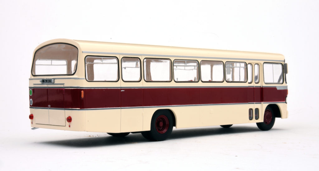 Bus04