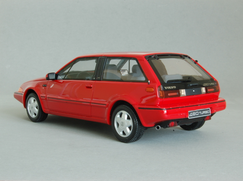 118 OttOmobile Volvo 480 Turbo achter