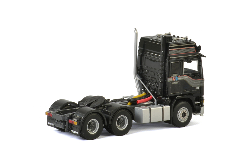 150 WSI Volvo F16 Globetrotter 6x4 3e generatie achter