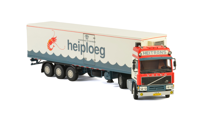150 WSI Volvo F16 Globetrotter Heitrans rechts