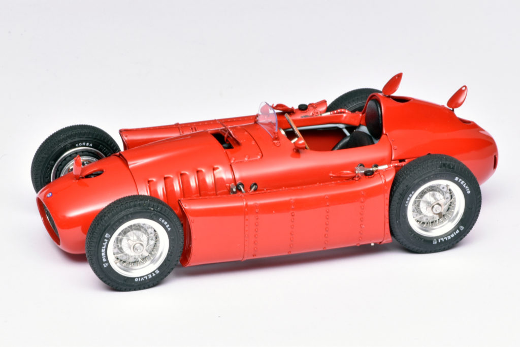 118 CMC Lancia D50 (1954) kleppen open