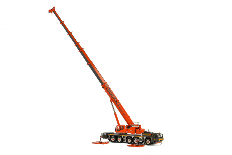 150 WSI Tadano Faun ATF220G-5 Friderici uitgeschoven