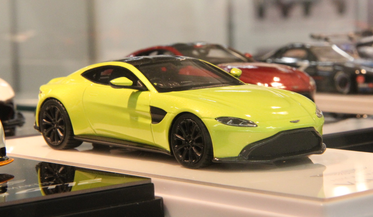 TSM Aston Vantage 43 2018