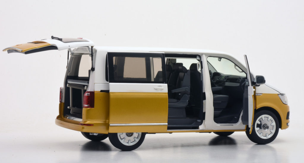 118 NZG Volkswagen T6 Multivan open achter