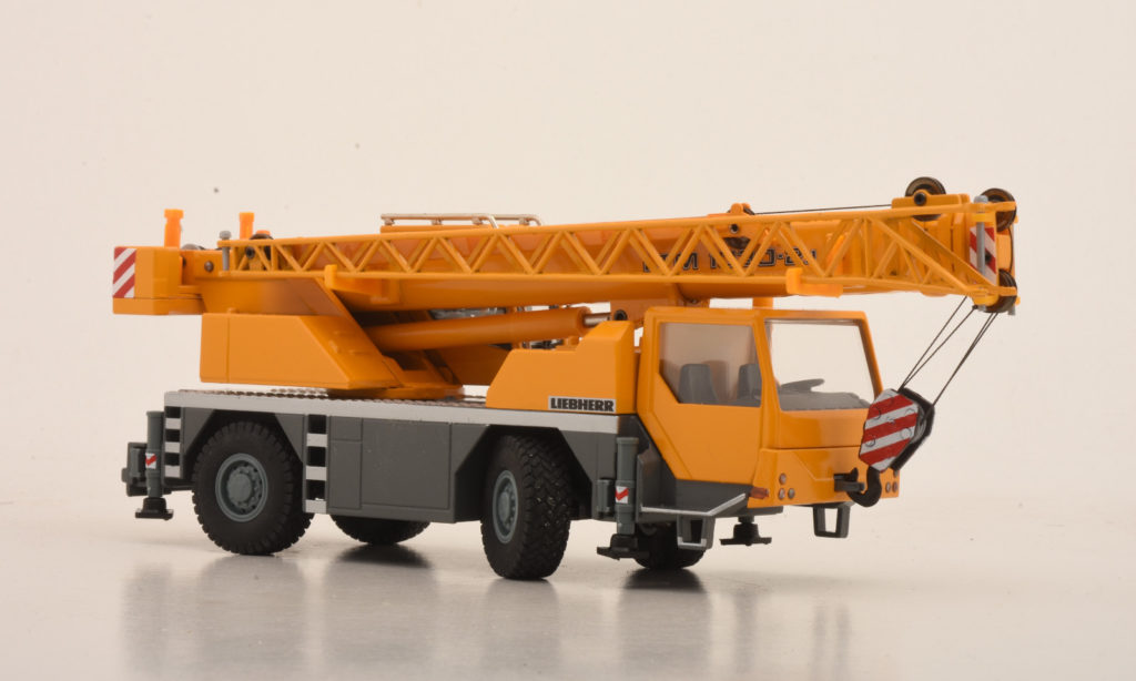150 Conrad Liebherr LTM 1030-2.1 rechts