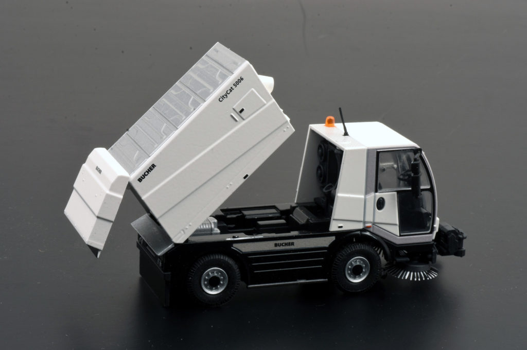 150 Conrad Bücher CityCat 5006 gekipt