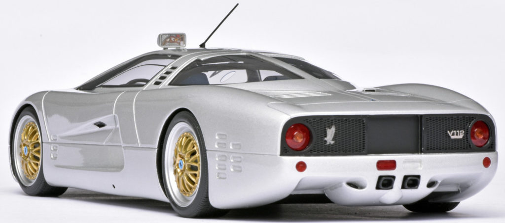 118 CMF Isdera Commendatore 112i (1993) achter
