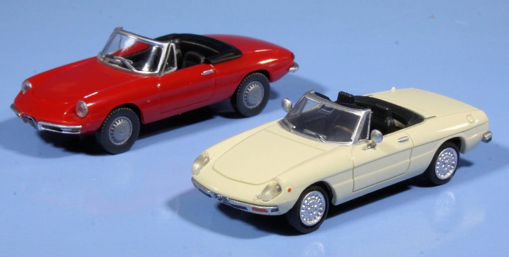 187 Wiking en Brekina Alfa Spider achter