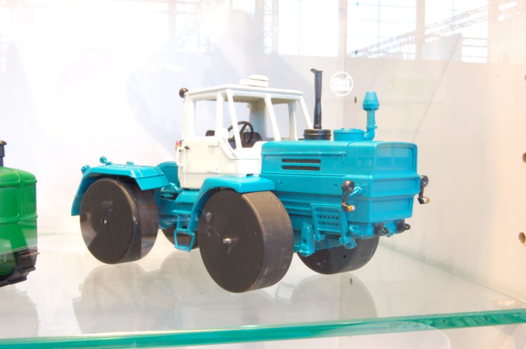 132 Charkow T-150 K