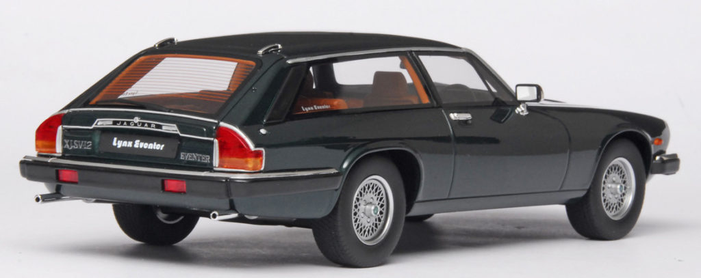 118 GT Spirit Jaguar XJS Lynx Eventer (1983) achter