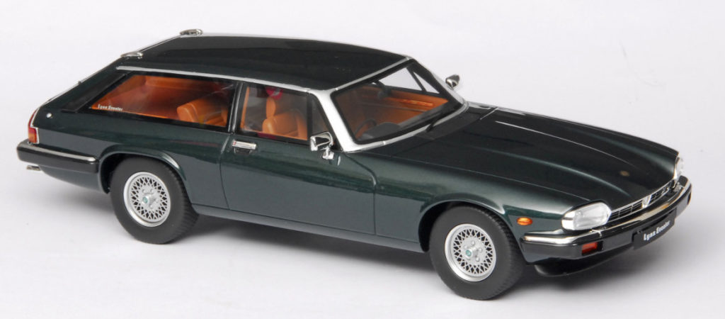 118 GT Spirit Jaguar XJS Lynx Eventer (1983) rechts