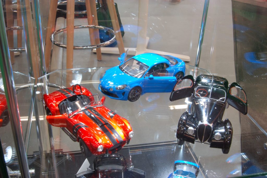 118 Z Models Cobra, Alpine A110 en Bugatti Atlantic