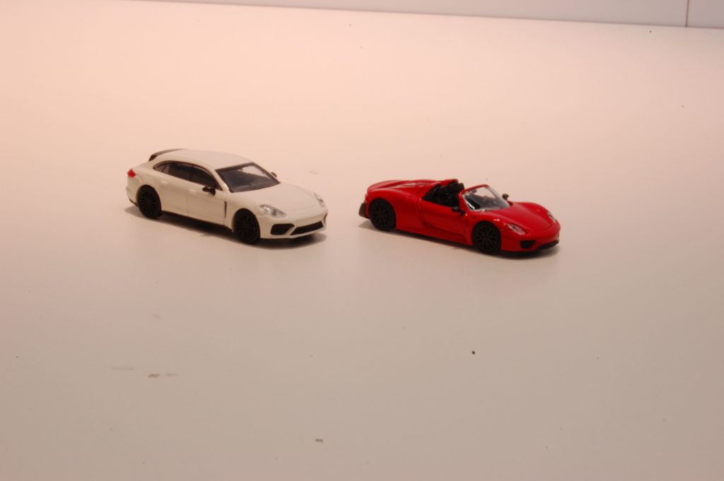 187 Minichamps Porsche Panamera Sport Turismo en Carrera GT