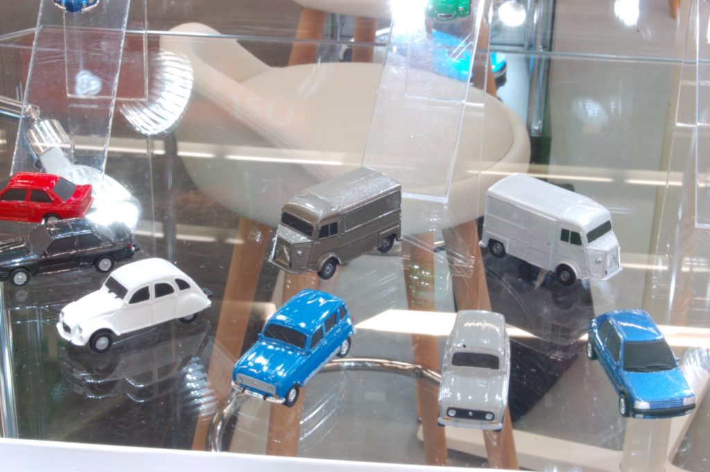 187 Z Models BMW M3, Citroen 2CV, Renault 4 Citroen HY, Peugeot 205 GTI