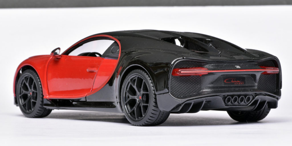 124 Maisto Bugatti Chiron Sport achter