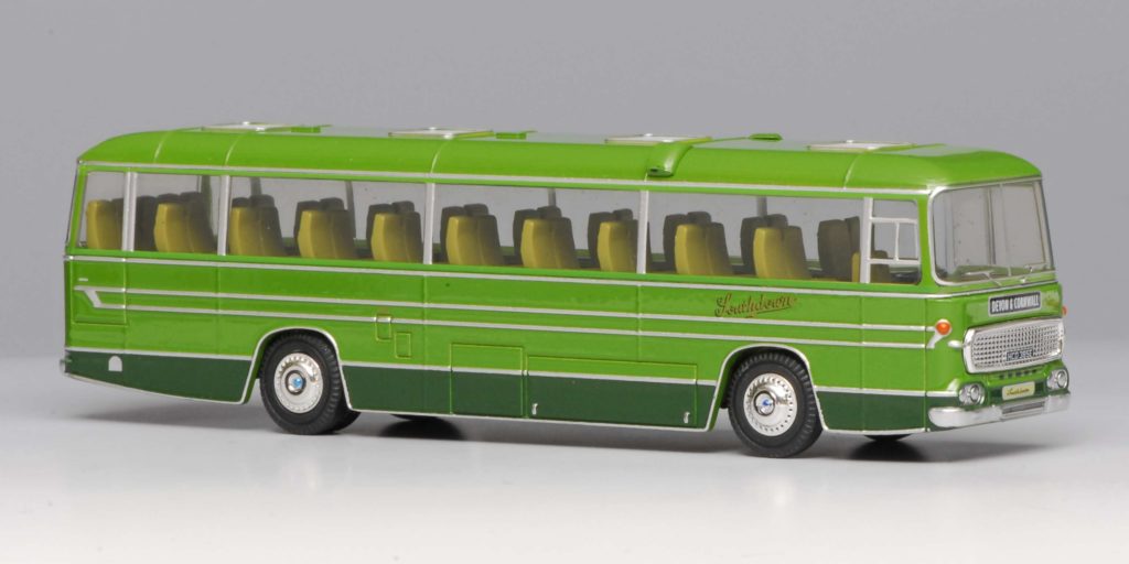 76OxfordD-Duple Commander MkII Southdown