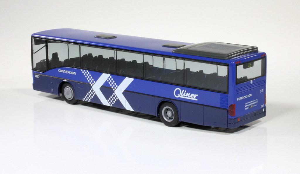 187 Rietze Mercedes-Benz Integro Qliner achter