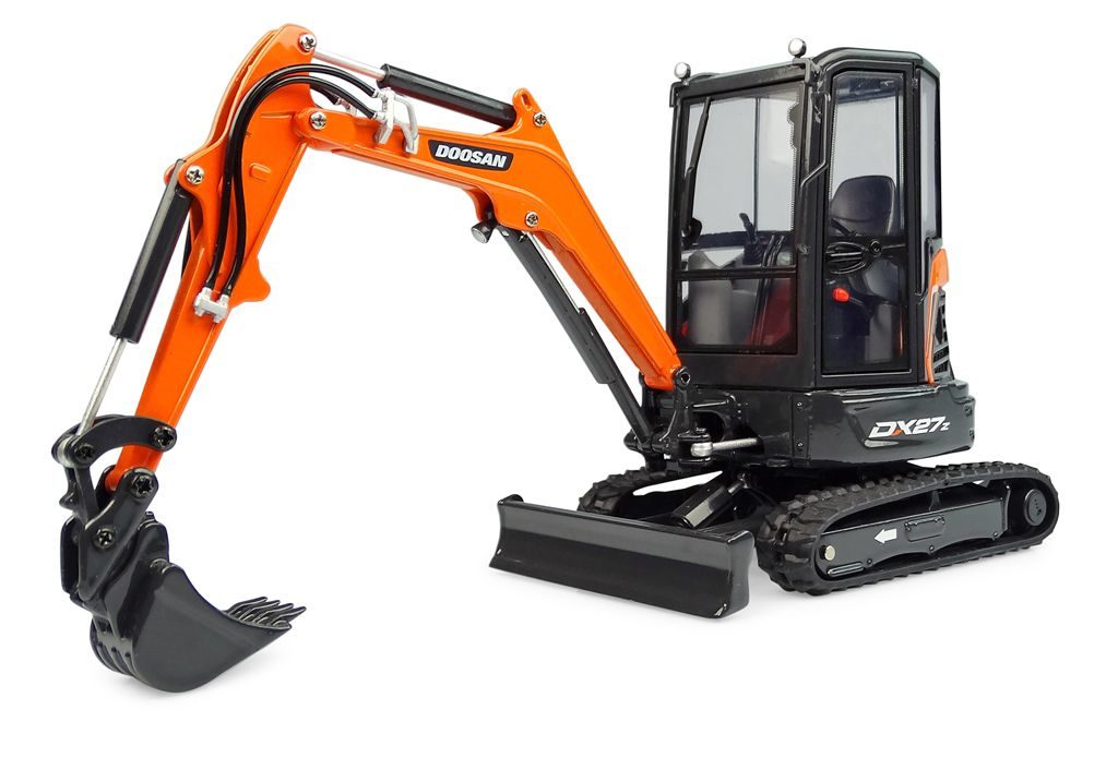 125 Universal Hobbies Doosan DX27z