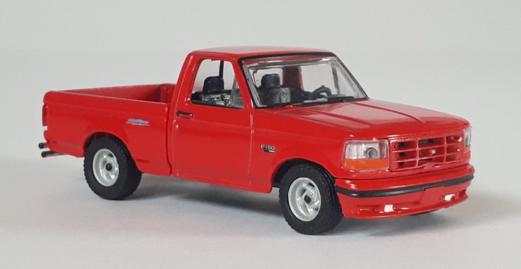 1�64 GreenLight Ford F-150 SVT Lightning 1