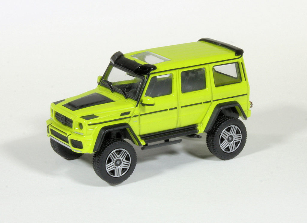 187 Minichamps Brabus G500 geel