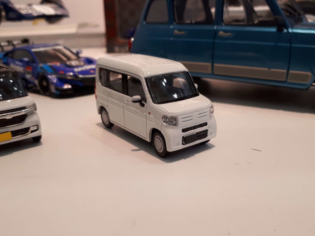 1;64 Ebbro 1