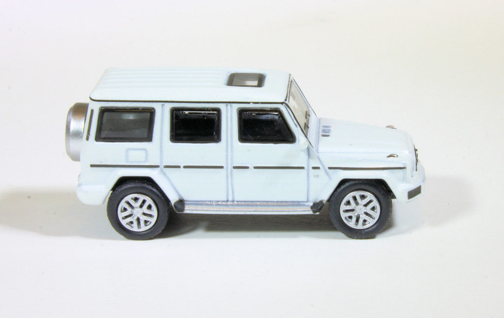 187 Schuco Mercedes-Benz G-Klasse (2018) wit opzij
