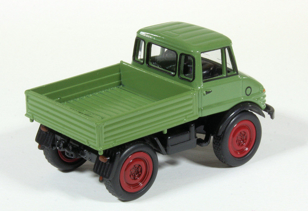 187 Schuco Unimog U406 achter