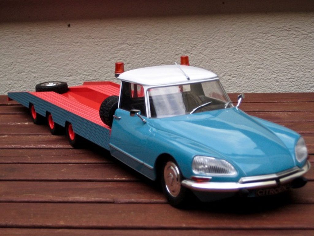 118 CMR Citroën DS 21 oprijwagen