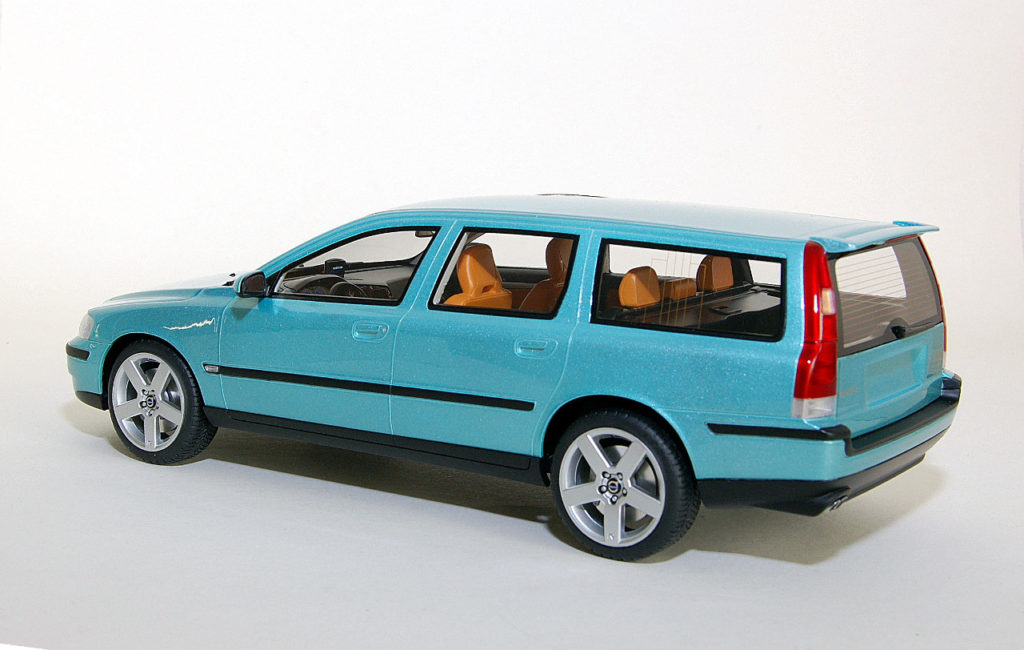 118 DNA Volvo V70N R achter
