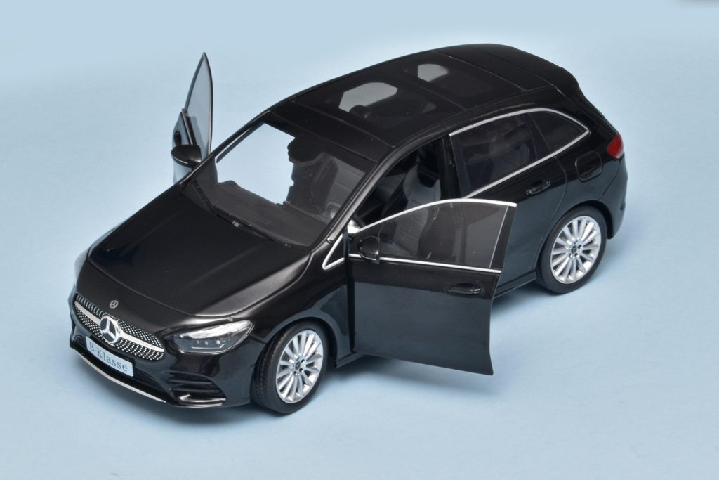118 Z-Models Mercedes-Benz B-Klasse (2019) open