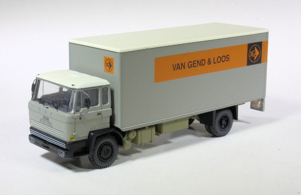 187 Artitec DAF F1600 VGL voor Railhobby
