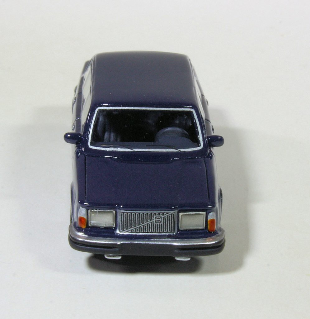 187 BoS Volvo 264 TE voor
