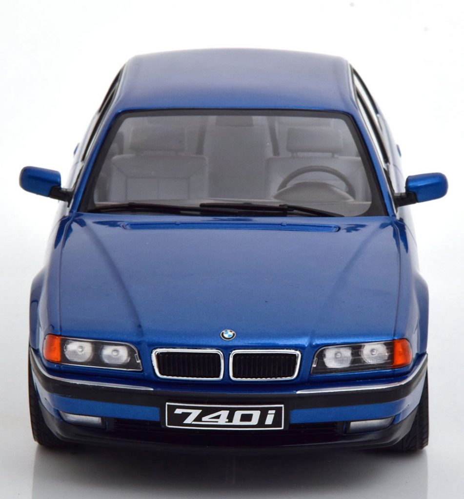 118 KK-Scale BMW 740i E38 Serie I (1994) neus