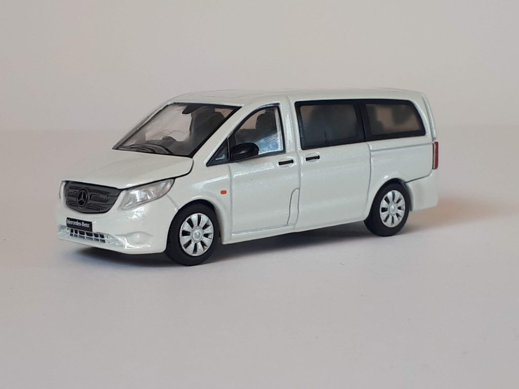 1;64 Era Car Mercedes-Benz V-Klasse 1