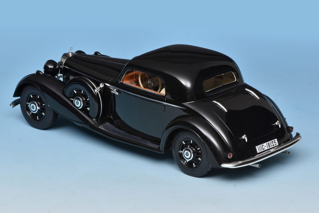 118 CMF Mercedes-Benz 540K Coupé (1936) achter hoog