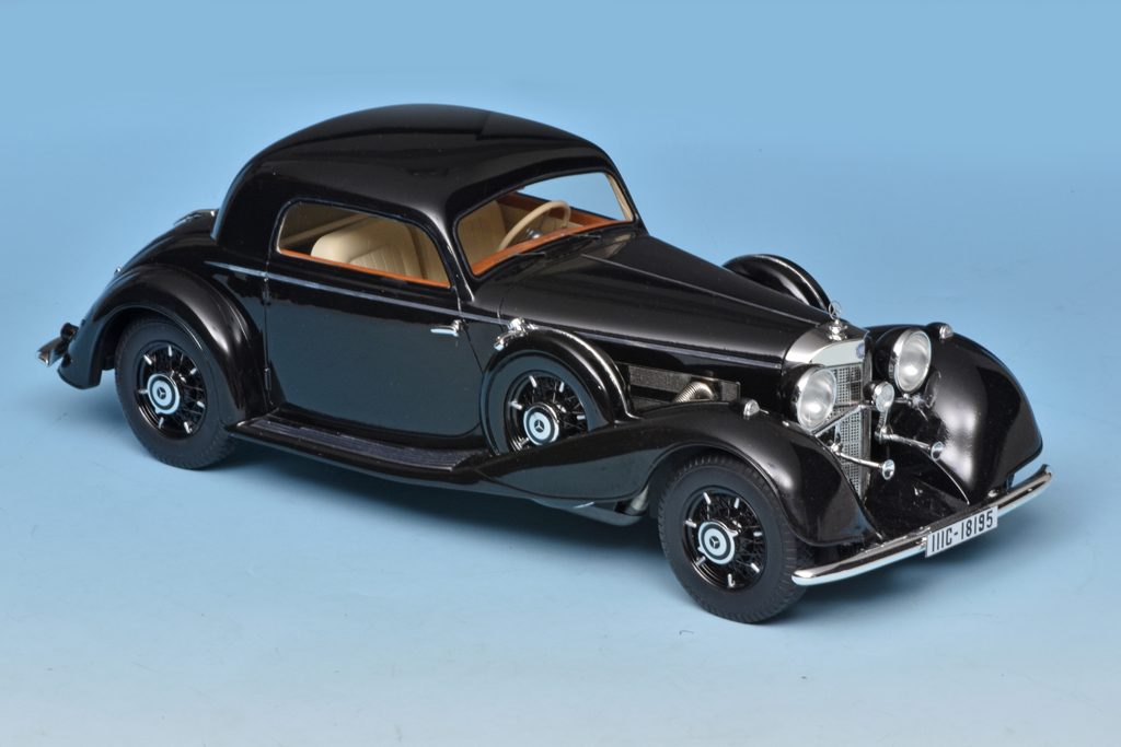 118 CMF Mercedes-Benz 540K Coupé (1936) voor hoog