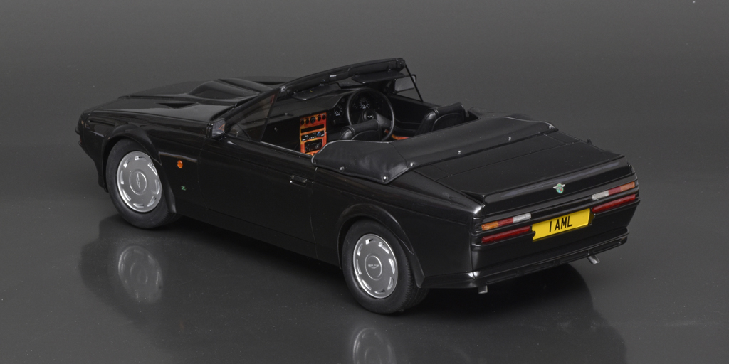 118 Cult Aston Martin Zagato Spyder (1987) zwart achter