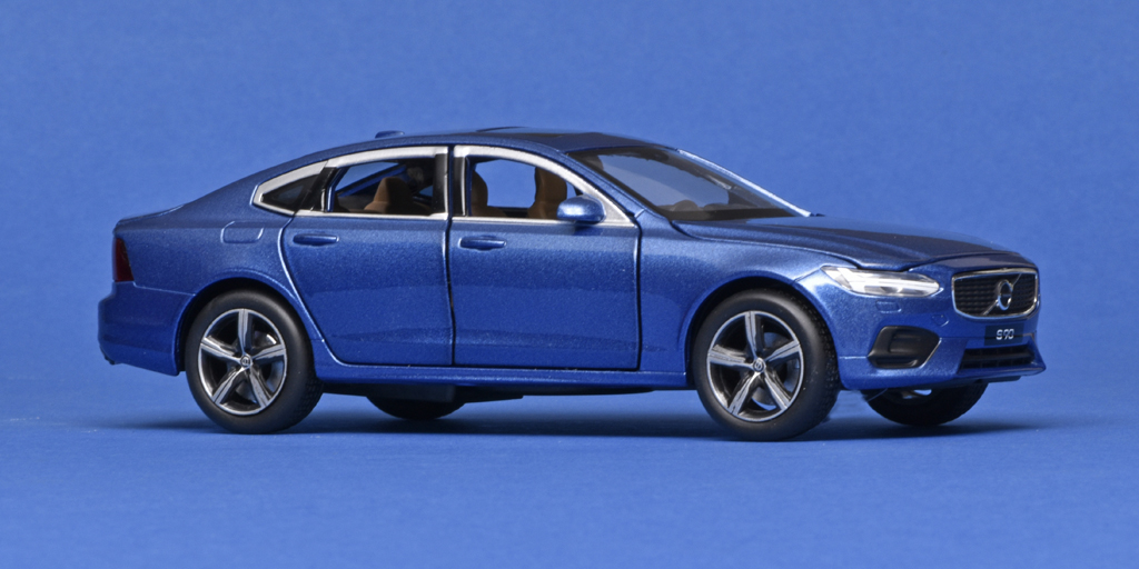 132 Tayumo Volvo S90