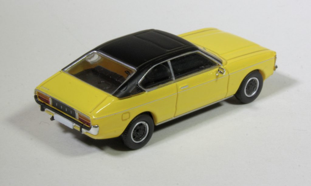 187 PCX87 Ford Granada Coupé Mk1 achter