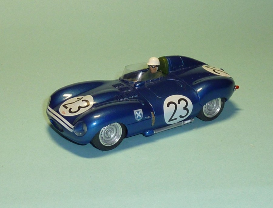 Jag D 4