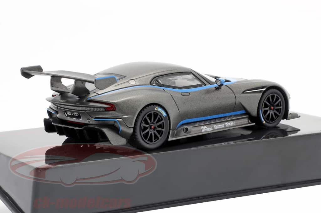 ixo_1_43_aston_martin_vulcan_year_2015_mat_grey_me2
