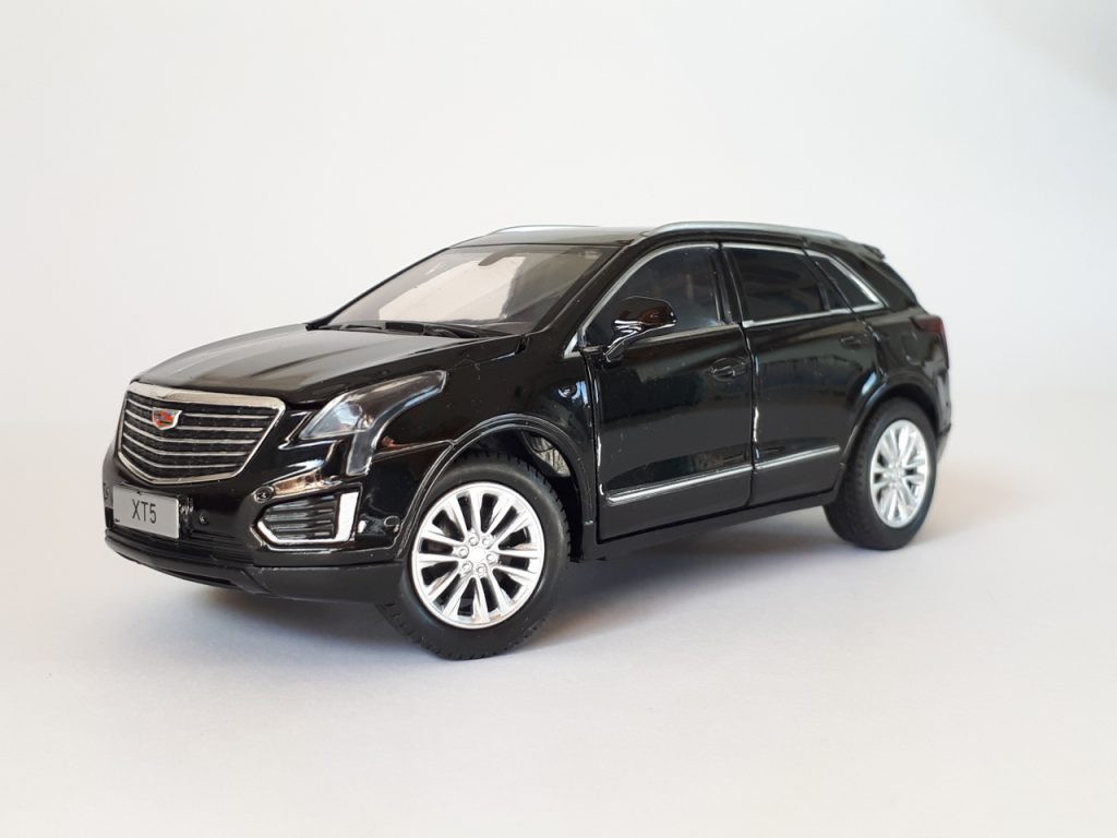 132 JackieKim Cadillac XT5 3.6 AWD