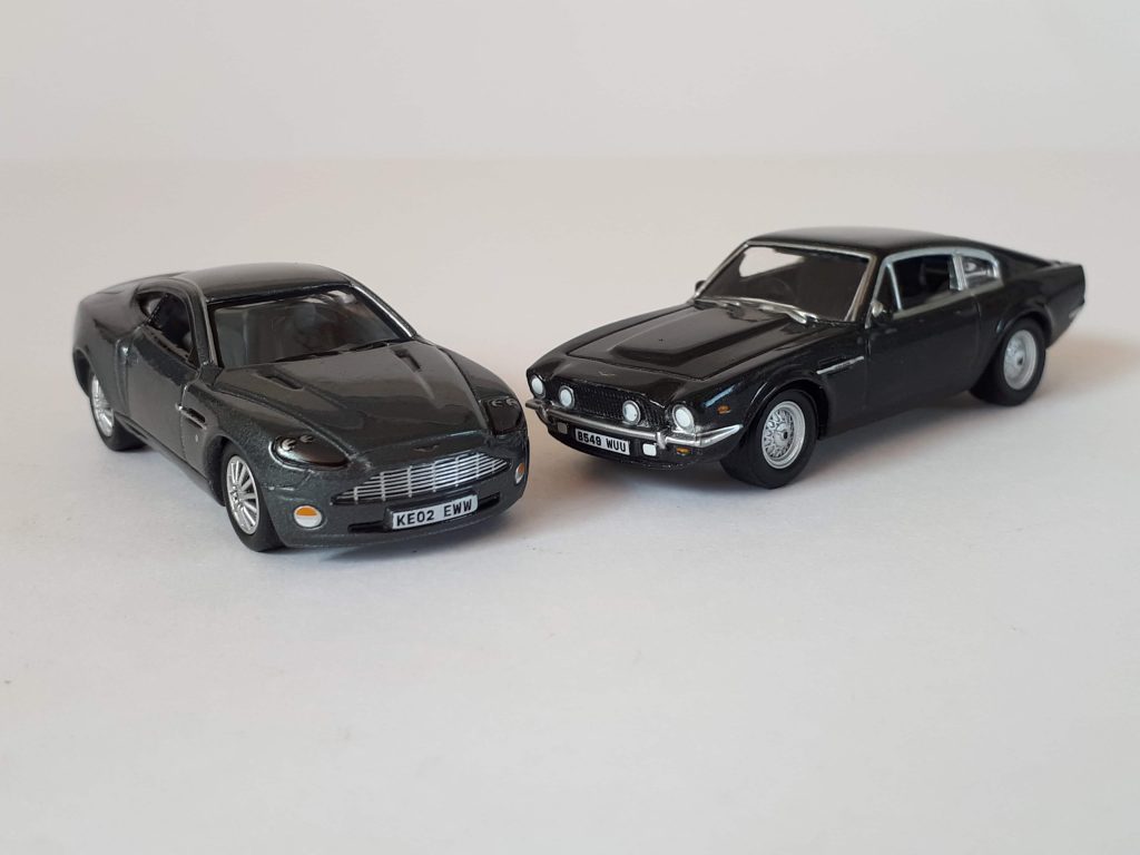 1;64 Johnny Lightning James Bond 1
