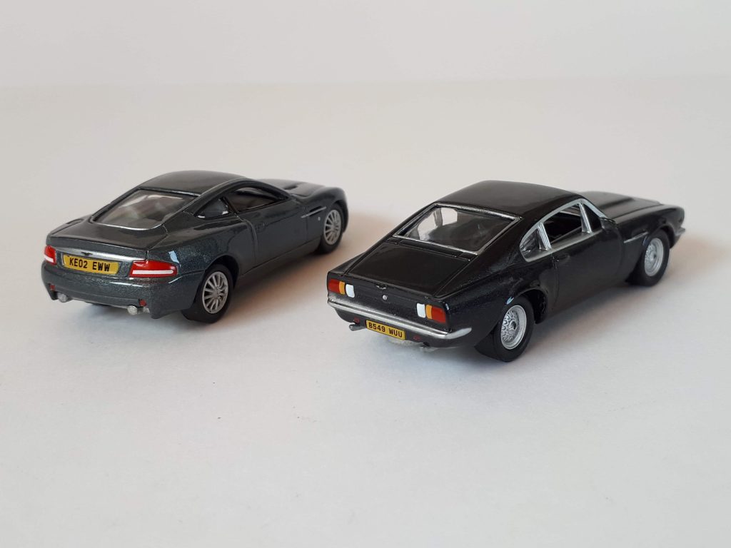 1;64 Johnny Lightning James Bond 2