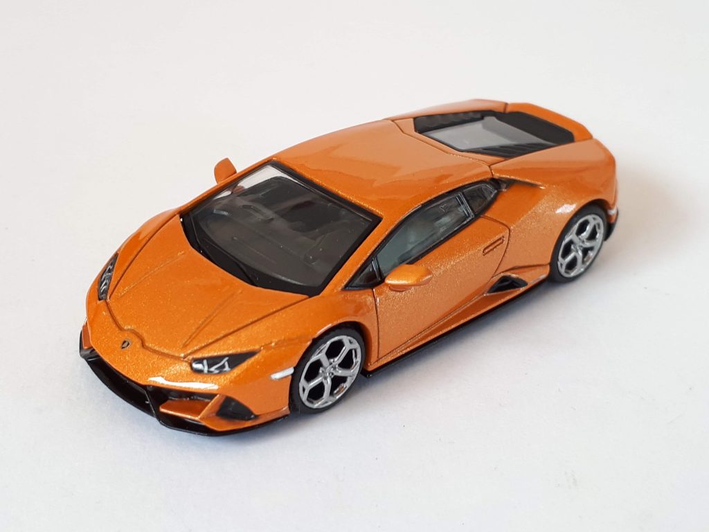 1;64 MiniGT Lamborghini Huracán Evo 1