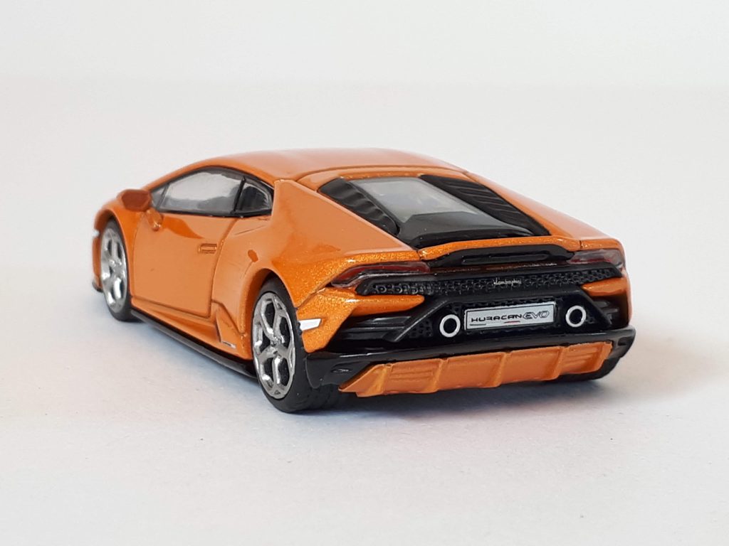 1;64 MiniGT Lamborghini Huracán Evo 3